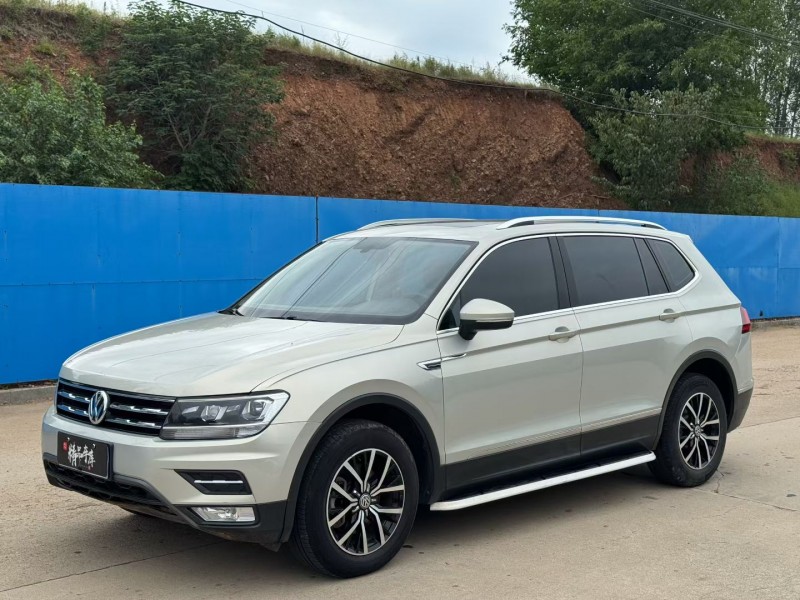 青岛18年大众途观2