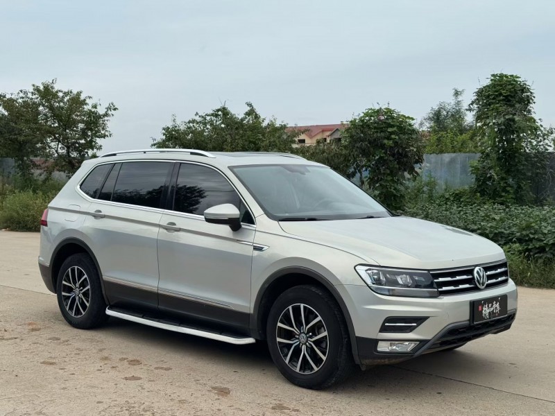 青岛18年大众途观3