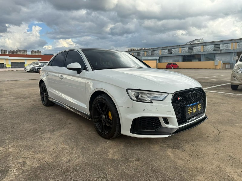 玉溪18年奥迪A33