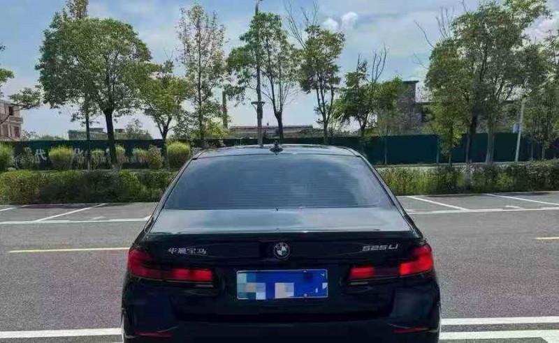 无锡21年宝马5系9