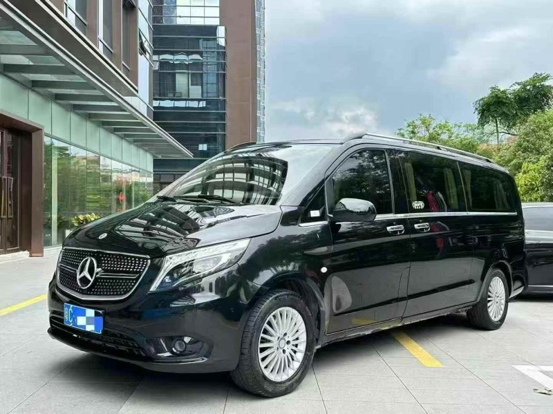 深圳20年奔驰威霆2