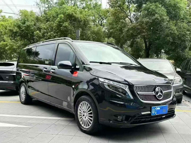 深圳20年奔驰威霆3