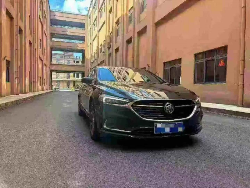 徐州20年别克君越2