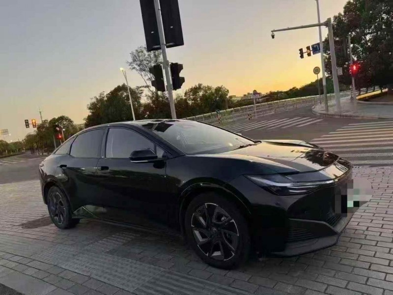 湖州23年丰田BZ3Pro3