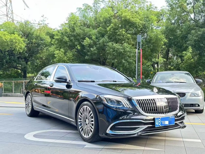 深圳17年奔驰迈巴赫S级3