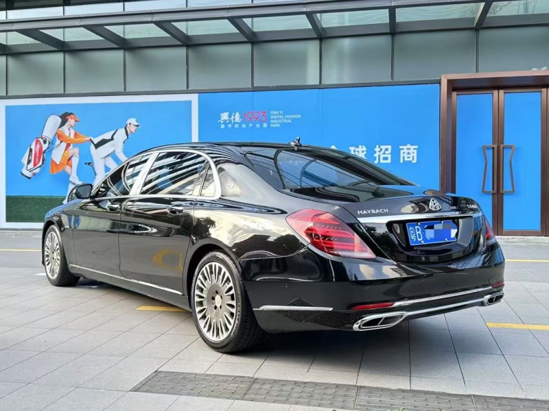 深圳17年奔驰迈巴赫S级8