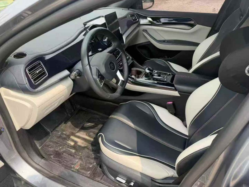 广州22年比亚迪秦5