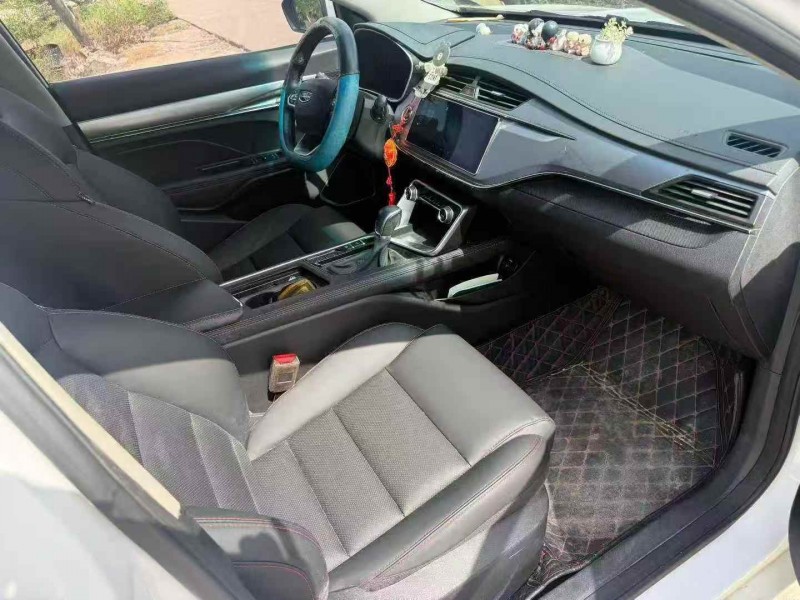 深圳20年吉利缤瑞5