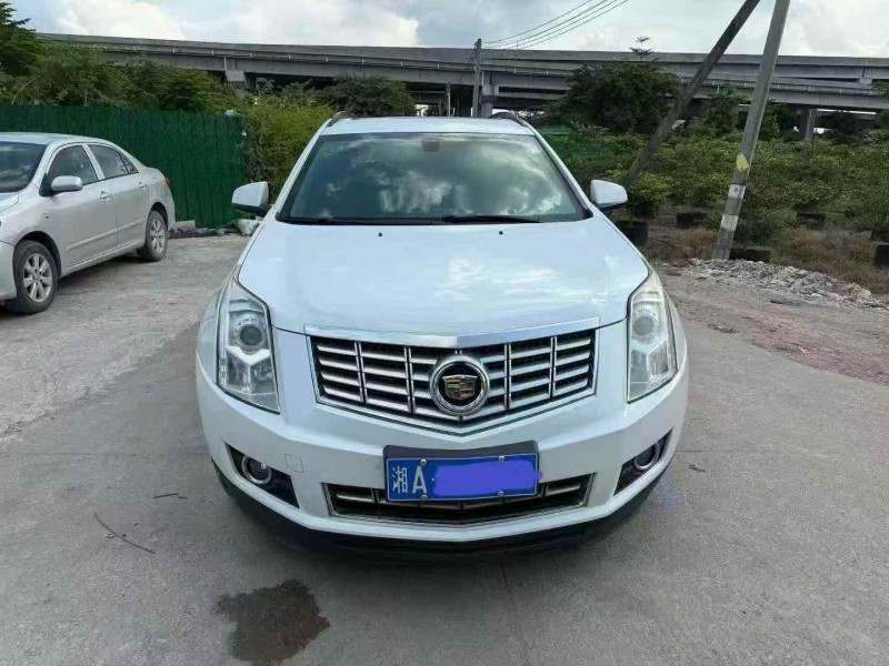 汕头16年凯迪拉克SRX1