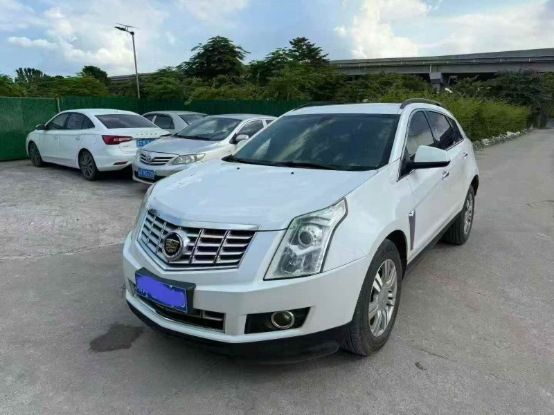 汕头16年凯迪拉克SRX3