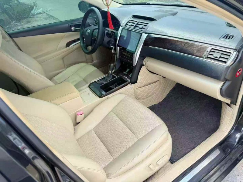 江门17年丰田凯美瑞4