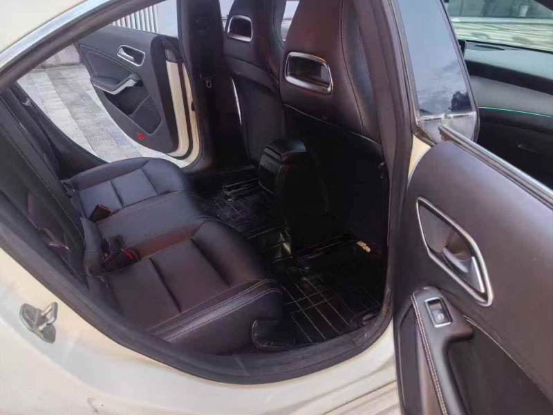 赣州17年奔驰CLA6