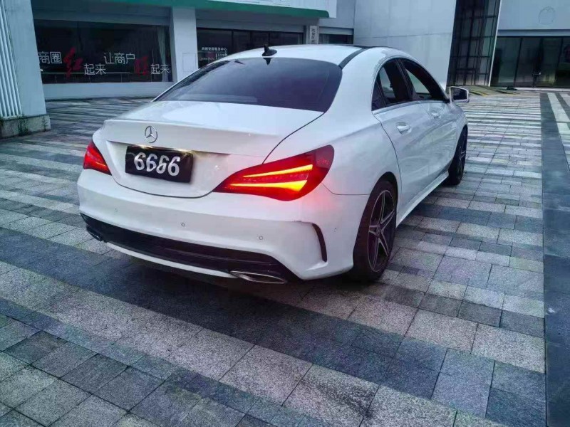 赣州17年奔驰CLA7