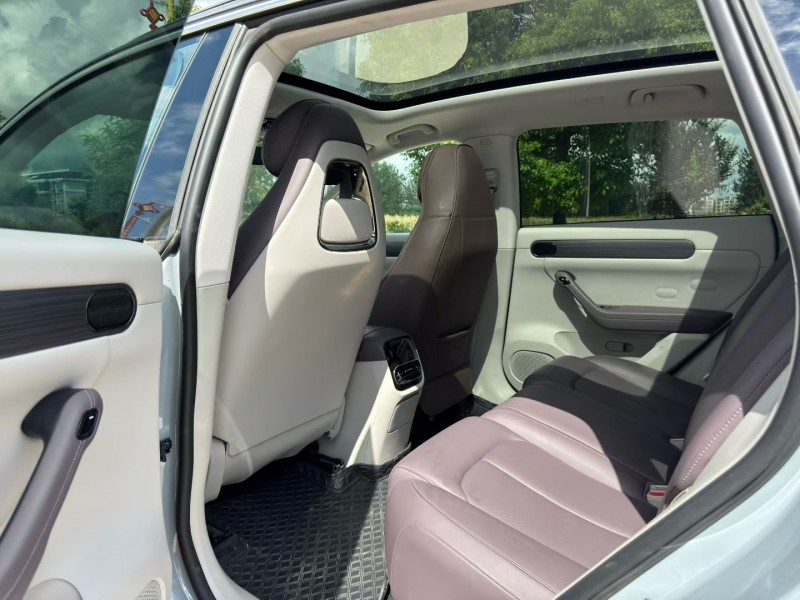 盐城24年零跑汽车C118