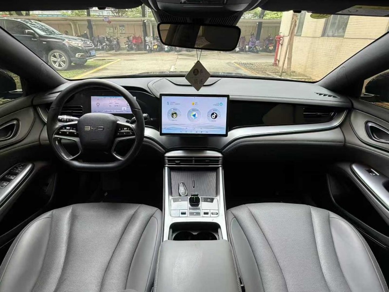 佛山24年比亚迪海豹8