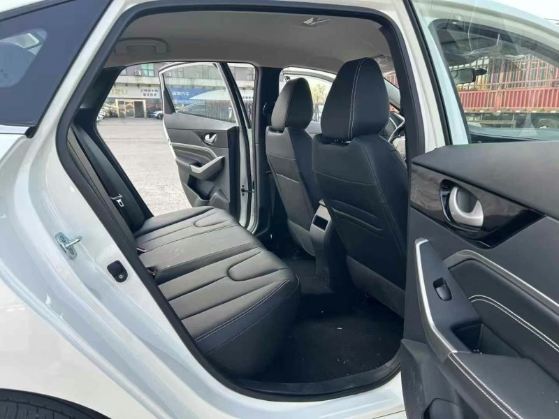 宿迁25年启辰D606