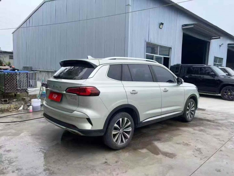 潍坊21年荣威RX57