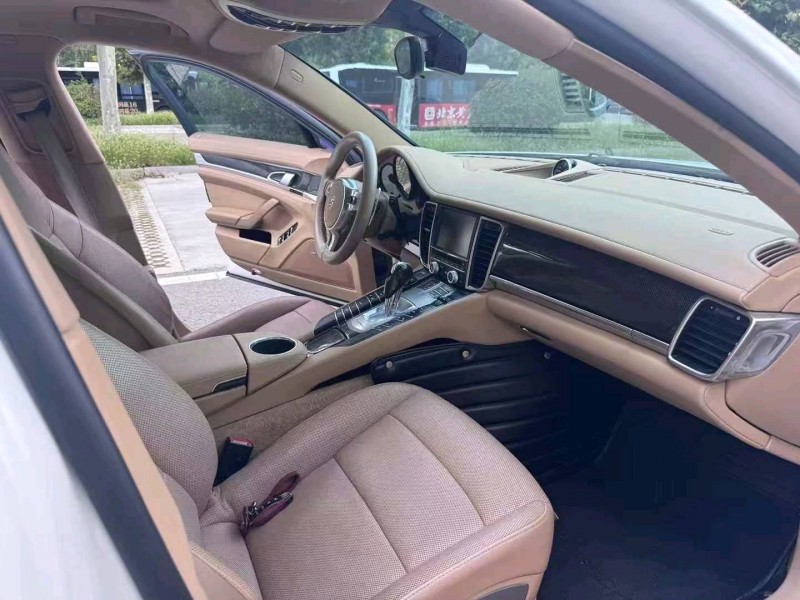 徐州11年保时捷帕拉梅拉6