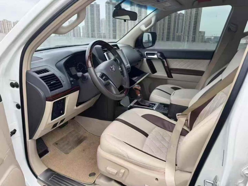 苏州24年丰田普拉多6