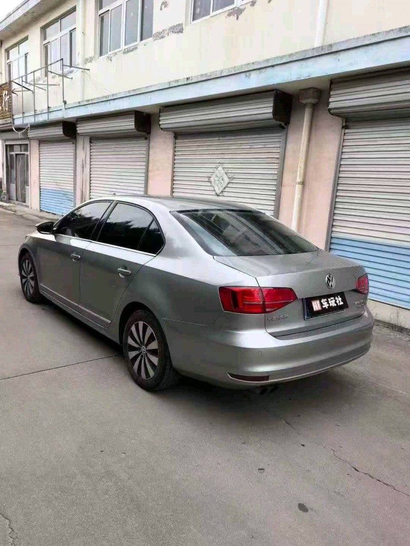 枣庄17年大众速腾8