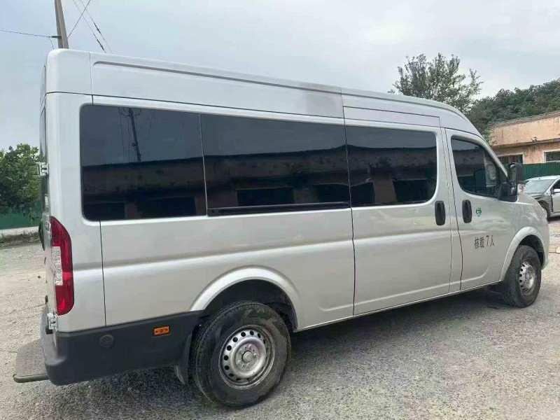 东营22年东风御风8