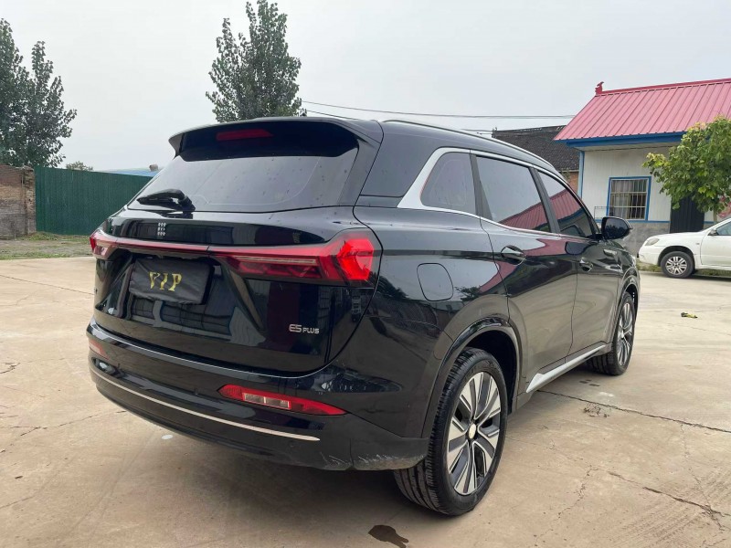 焦作25年东风蓝电E57