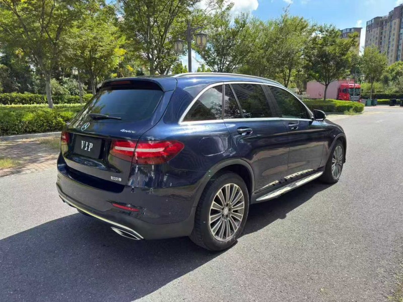 徐州17年奔驰GLC9