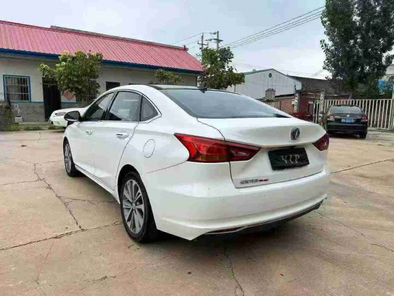 焦作19年长安汽车睿骋8