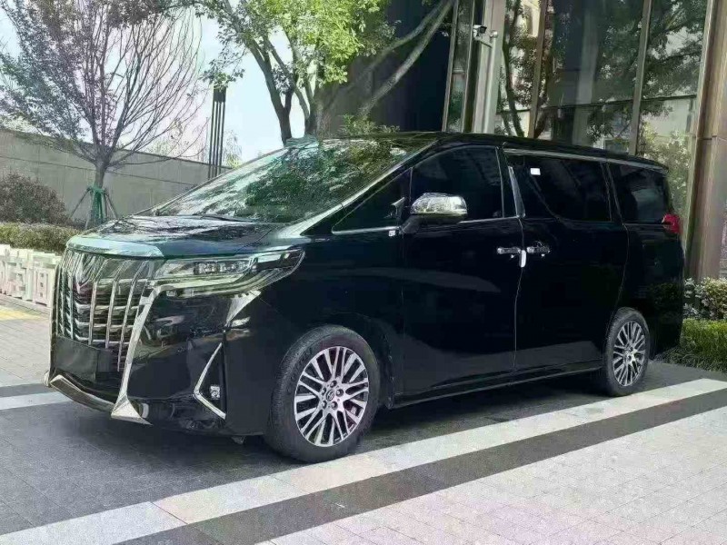 徐州18年丰田埃尔法2