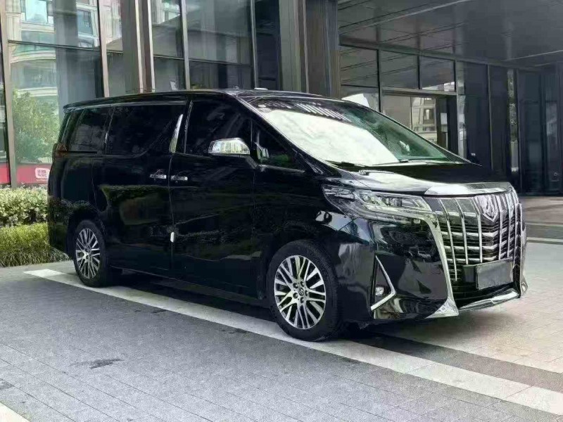 徐州18年丰田埃尔法3