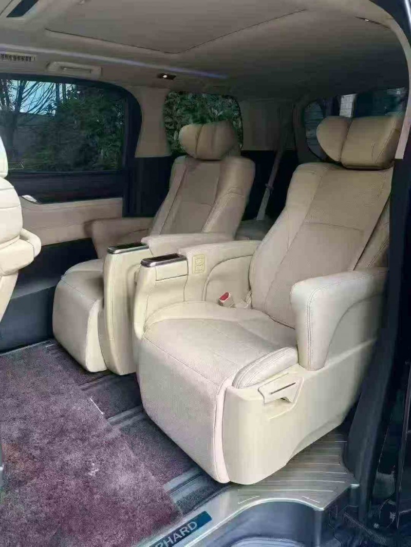 徐州18年丰田埃尔法6