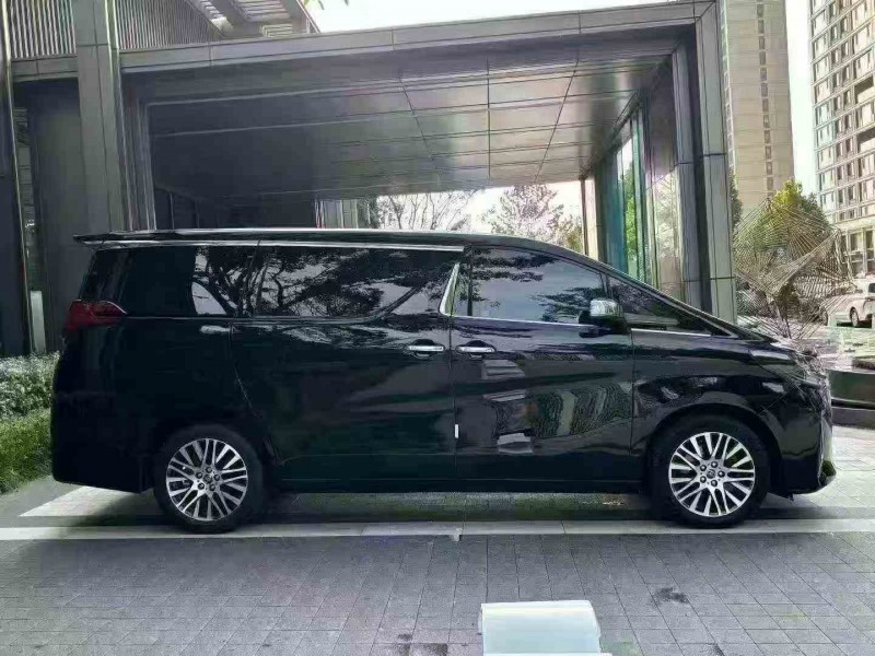 徐州18年丰田埃尔法7