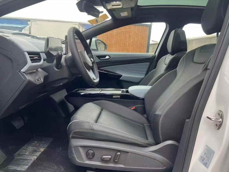 济宁25年大众ID5