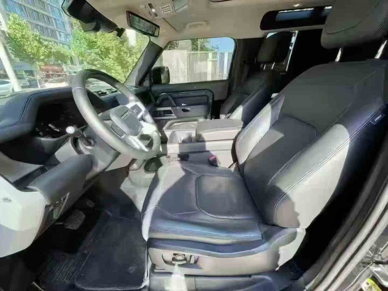 徐州23年路虎卫士4