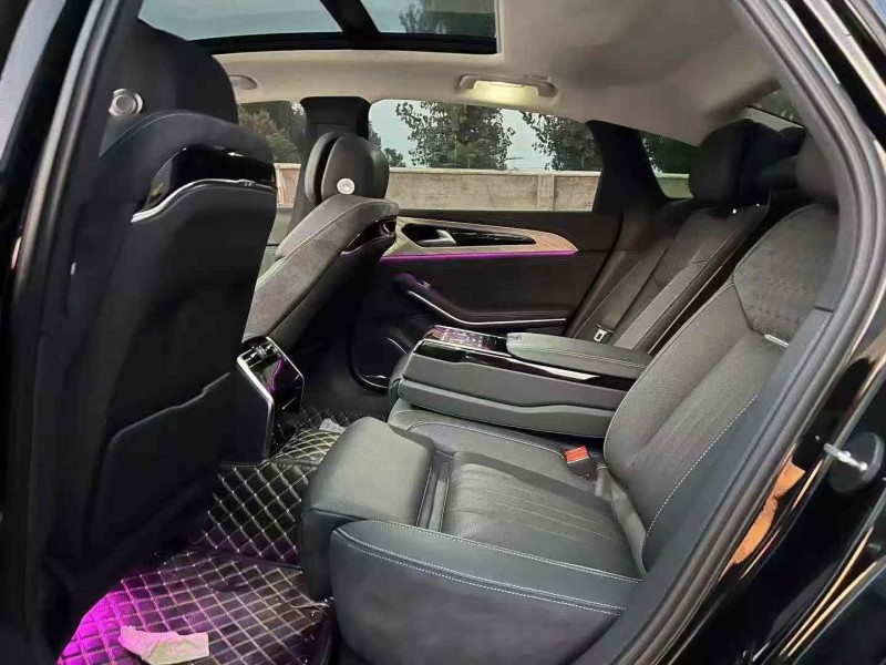 枣庄23年红旗H96