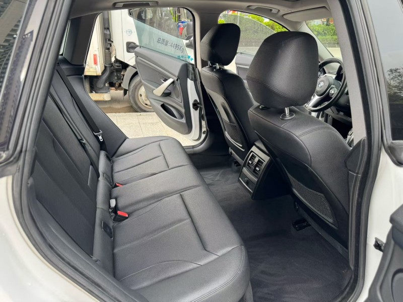 阳江17年宝马3系5