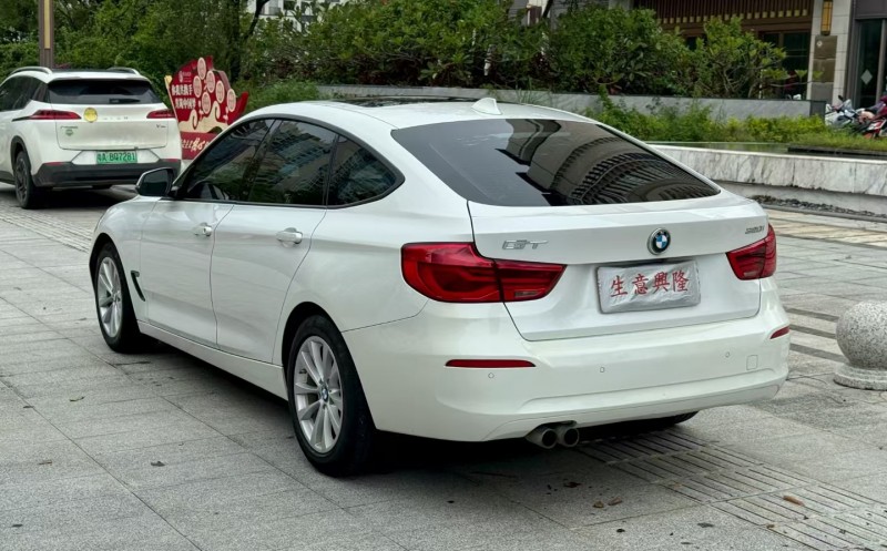 阳江17年宝马3系6