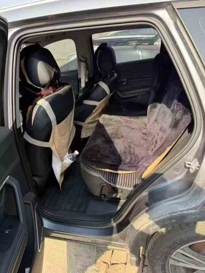 济宁21年比亚迪宋5