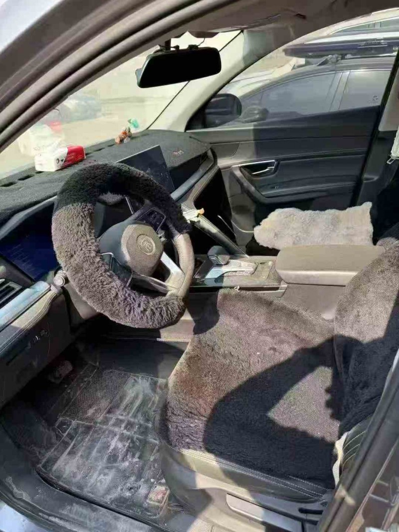 济宁21年比亚迪宋6