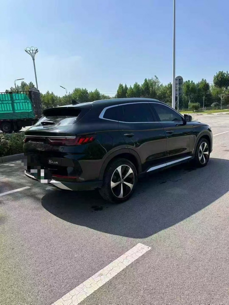 枣庄23年比亚迪宋9