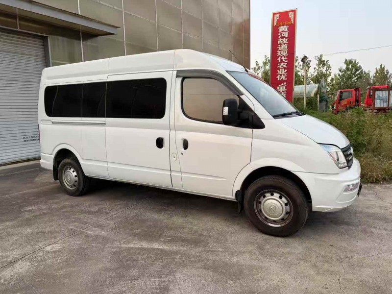 徐州22年大通V802