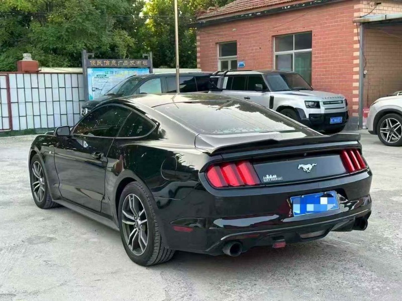 淄博17年福特野马8