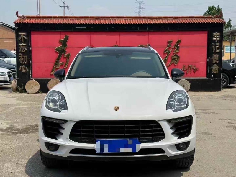 淄博17年保时捷Macan1