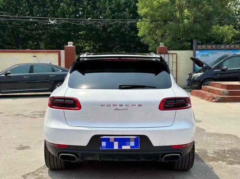 淄博17年保时捷Macan9