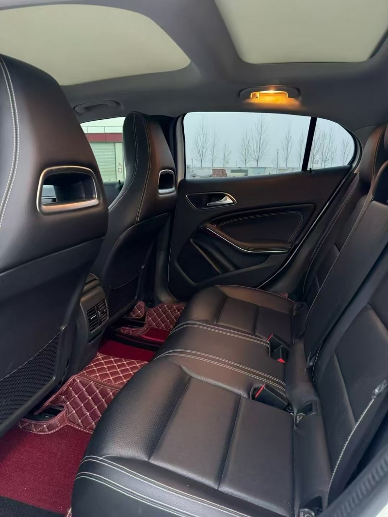 青岛15年奔驰GLA4