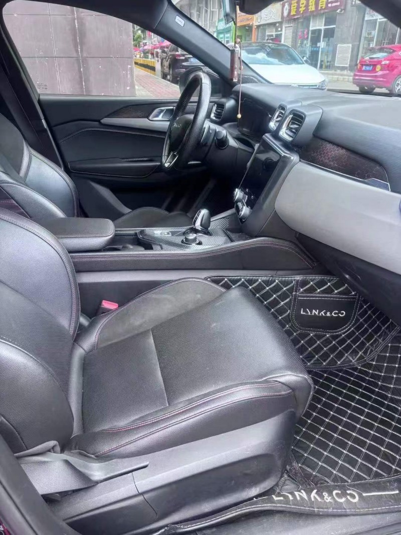 贵阳20年领克036