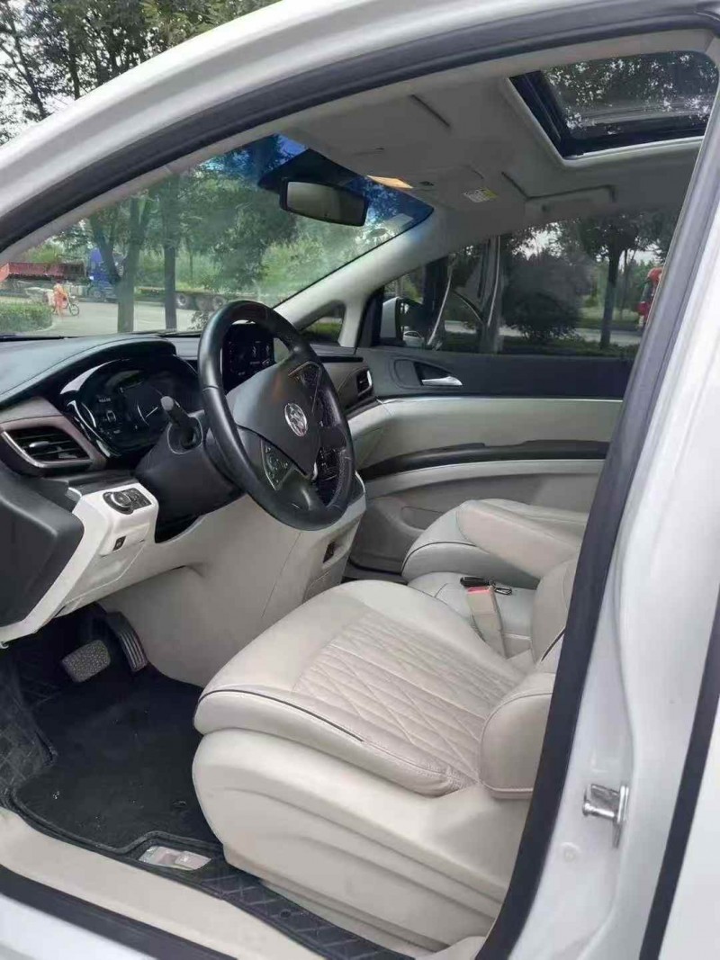 淄博21年别克GL84