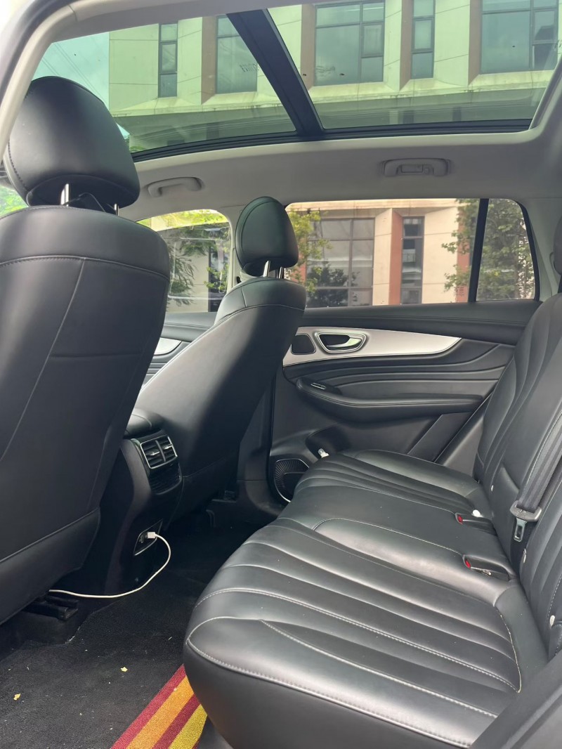 广州21年荣威RX58