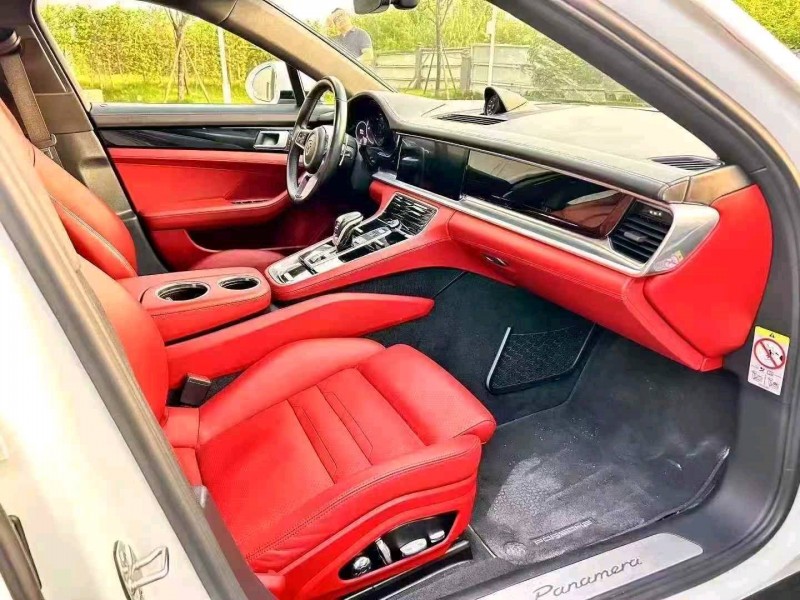 广州19年保时捷帕拉梅拉5