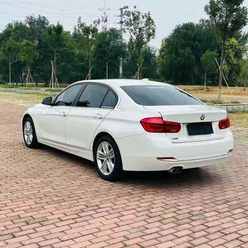 青岛17年宝马3系8